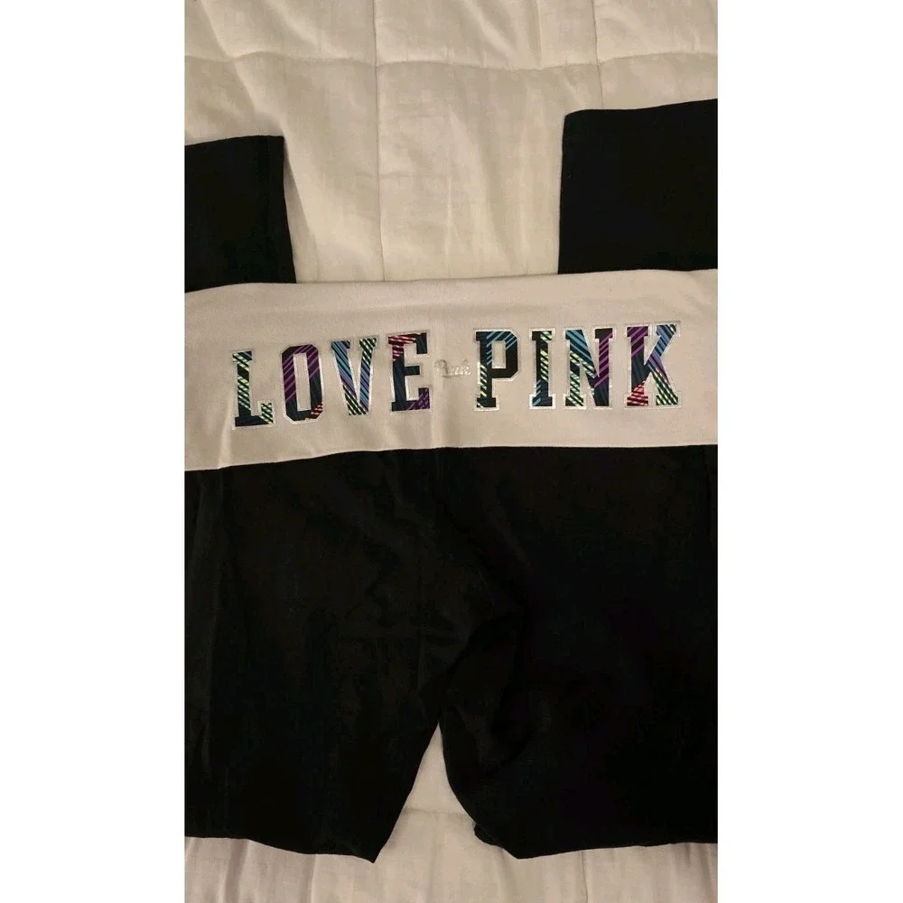 Pink Pom Pom these vs